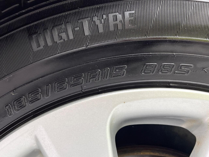 2022 Toyota Aqua 6AA-MXPK11 (UW-69ef58b4c0c18)[10]