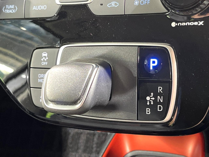 2023 Toyota Aqua 6AA-MXPK11 (UW-69ef58b536109)[20]