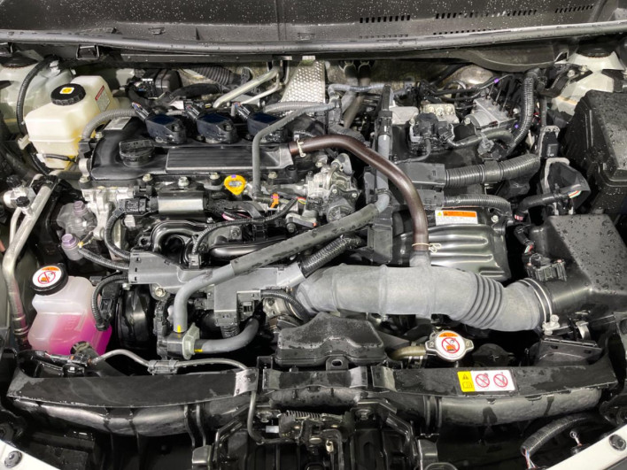 2023 Toyota Aqua 6AA-MXPK11 (UW-69ef58b536109)[7]