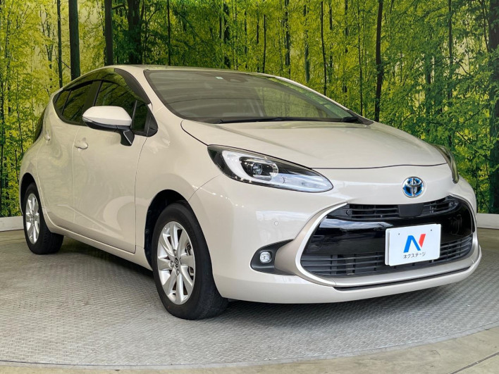 2023 Toyota Aqua 6AA-MXPK11 (UW-69ef58b62012b)[12]