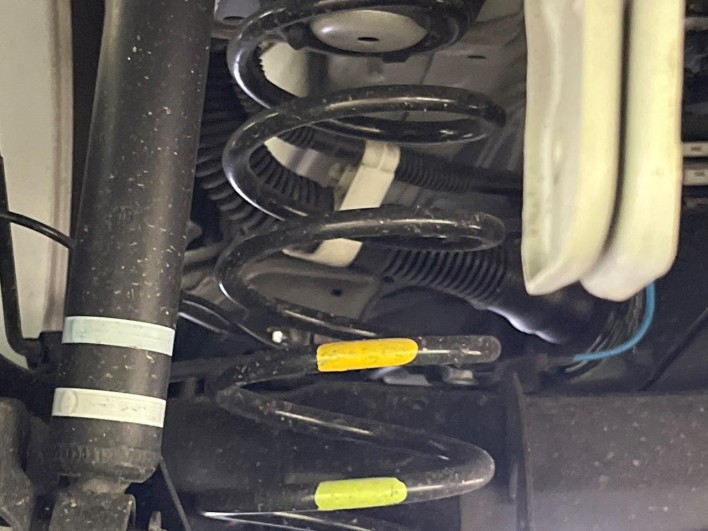 2023 Toyota Aqua 6AA-MXPK11 (UW-69ef58b62012b)[24]