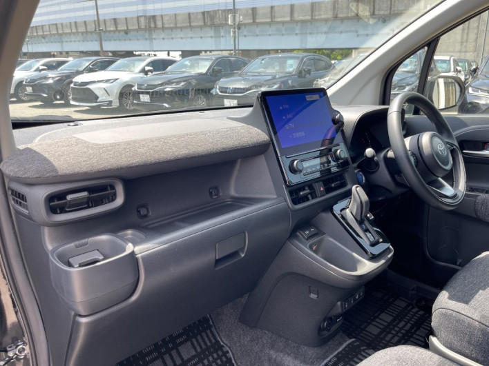 2022 Toyota Sienta 6AA-MXPL10G (UW-69ef58b67ba57)[21]