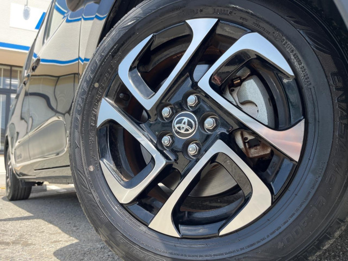 2022 Toyota Sienta 6AA-MXPL10G (UW-69ef58b67ba57)[15]