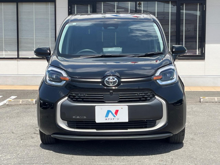 2022 Toyota Sienta 6AA-MXPL10G (UW-69ef58b67ba57)[5]