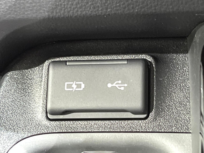 2022 Toyota Sienta 6AA-MXPL10G (UW-69ef58b6d55ca)[12]