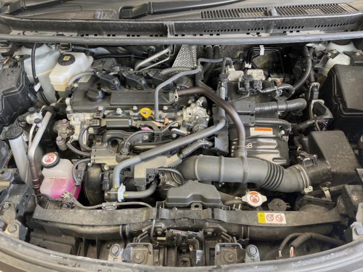 2023 Toyota Sienta 6AA-MXPL10G (UW-69ef58b81a6ff)[26]