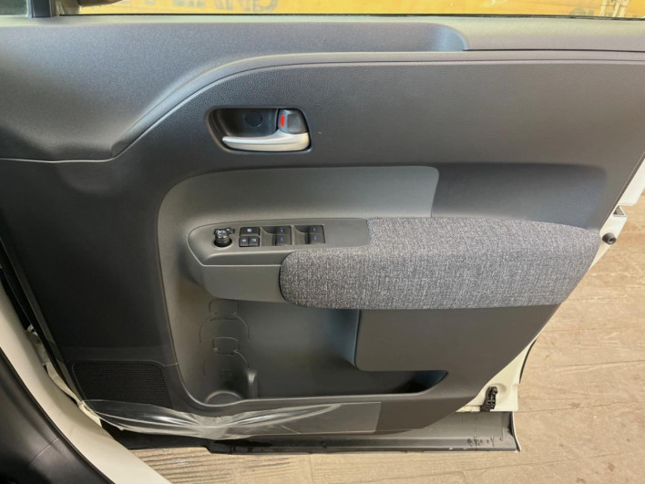 2023 Toyota Sienta 6AA-MXPL10G (UW-69ef58b81a6ff)[19]