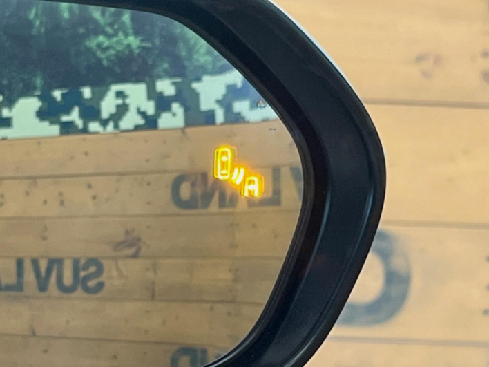 2023 Toyota Sienta 6AA-MXPL10G (UW-69ef58b81a6ff)[11]