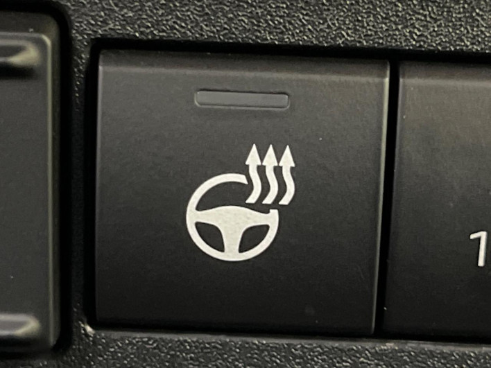 2023 Toyota Sienta 6AA-MXPL10G (UW-69ef58b8a7231)[22]