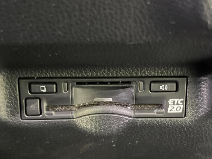 2023 Toyota Sienta 6AA-MXPL10G (UW-69ef58b8a7231)[11]