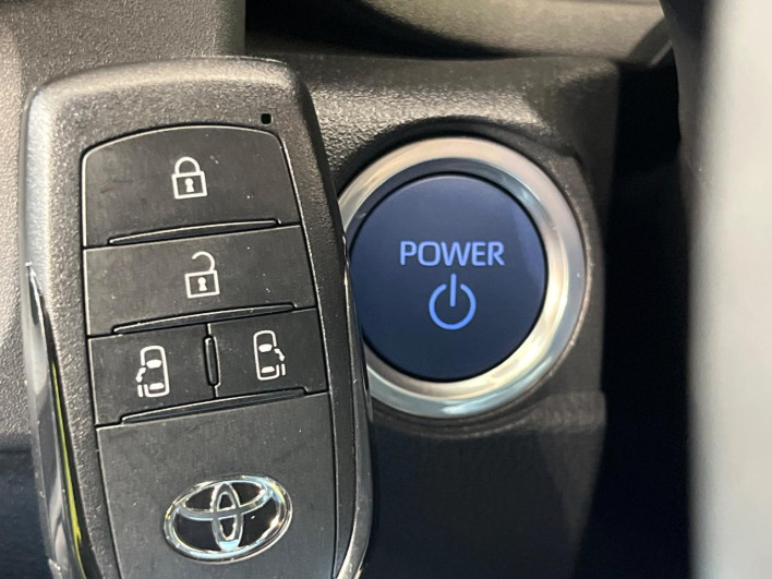 2023 Toyota Sienta 6AA-MXPL10G (UW-69ef58b8a7231)[7]