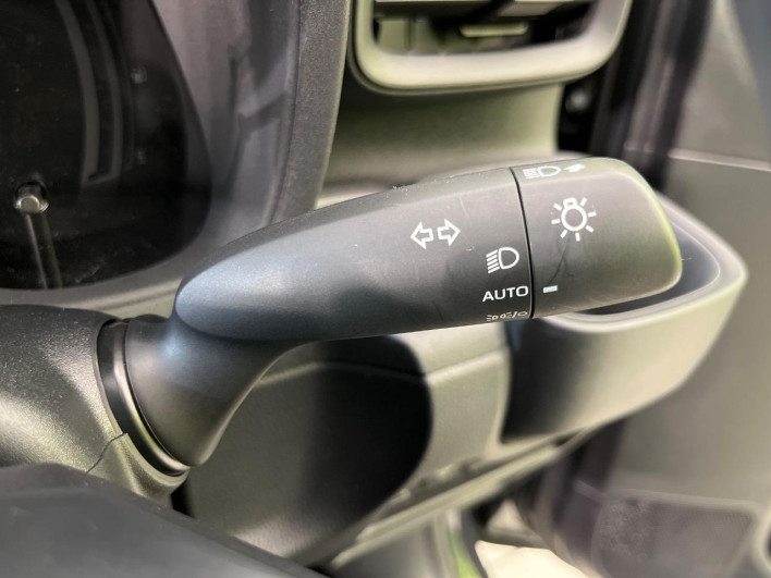 2023 Toyota Sienta 6AA-MXPL10G (UW-69ef58b8a7231)[13]