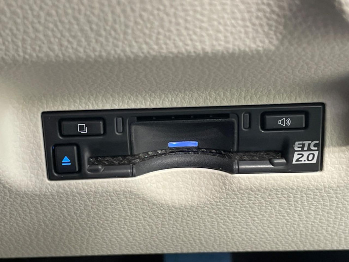 2024 Toyota Sienta 6AA-MXPL10G (UW-69ef58b8d88c4)[25]