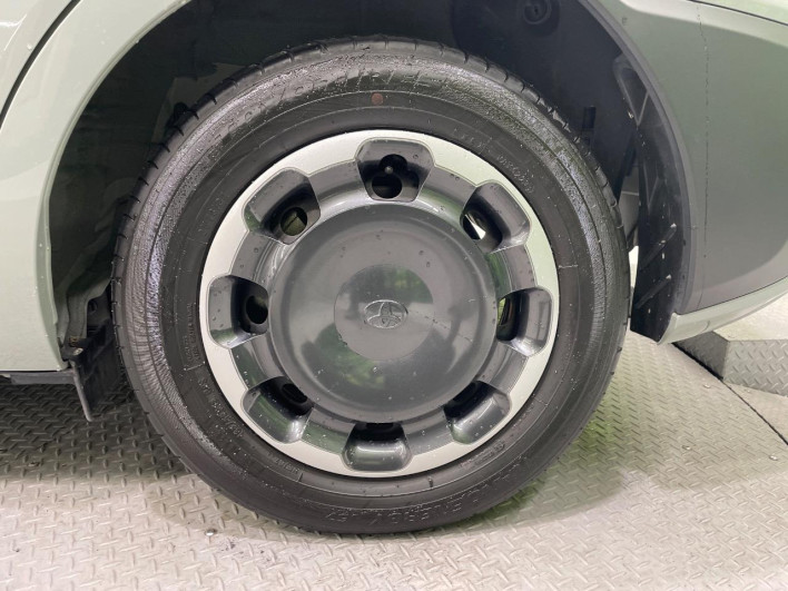 2024 Toyota Sienta 6AA-MXPL10G (UW-69ef58b8d88c4)[8]