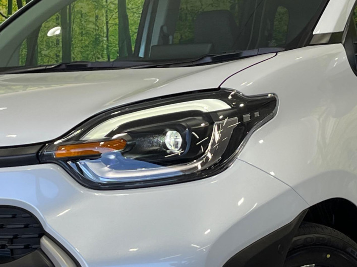 2026 Toyota Sienta 6AA-MXPL10G (UW-69ef58b9ad7bb)[17]