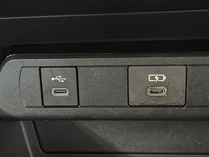 2023 Toyota Prius 6AA-MXWH60 (UW-69ef58bc761b1)[11]