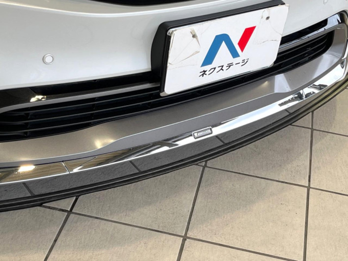 2023 Toyota Prius 6AA-MXWH60 (UW-69ef58bd37c5a)[11]