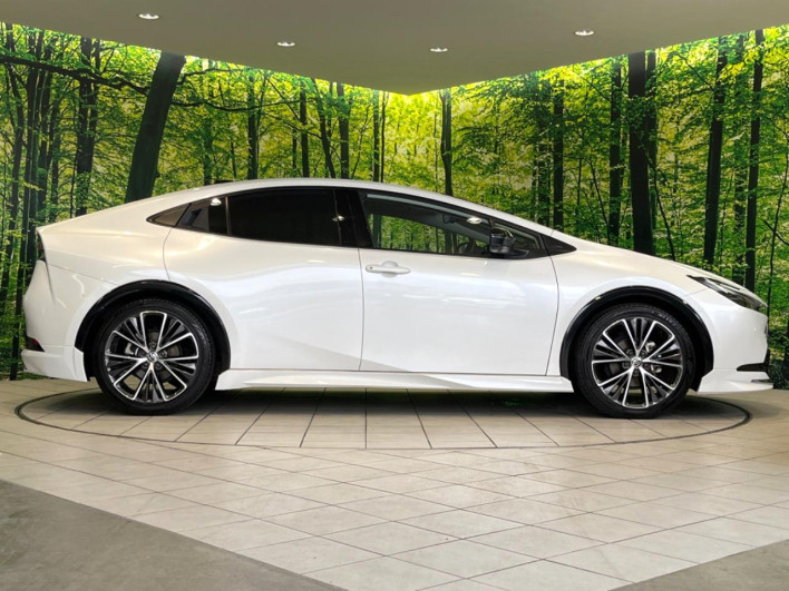 2023 Toyota Prius 6AA-MXWH60 (UW-69ef58bd37c5a)[15]