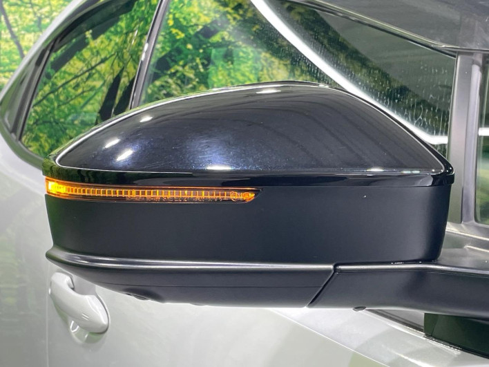 2023 Toyota Prius 6AA-MXWH60 (UW-69ef58bd78073)[22]