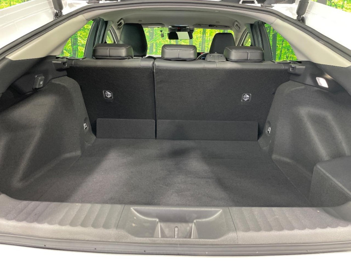 2023 Toyota Prius 6AA-MXWH60 (UW-69ef58bd78073)[23]