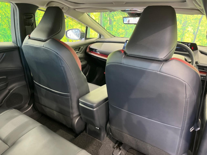 2023 Toyota Prius 6AA-MXWH60 (UW-69ef58be2ccd7)[22]