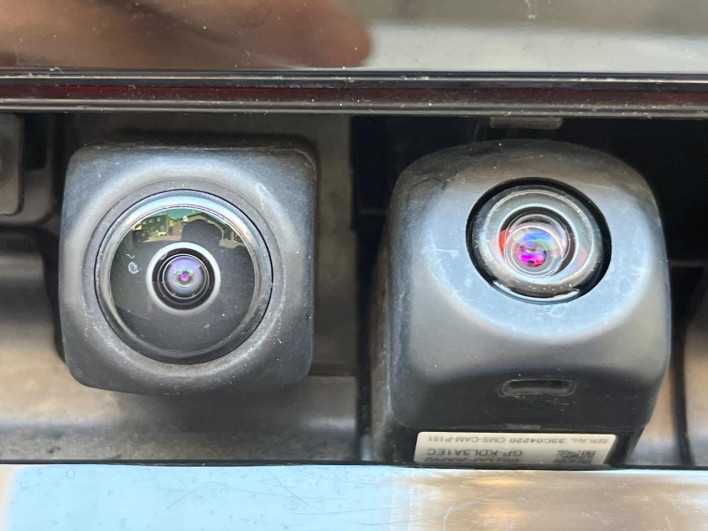 2023 Toyota Prius 6AA-MXWH60 (UW-69ef58be2ccd7)[18]