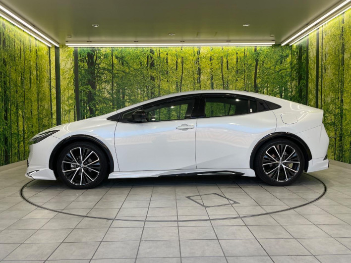 2023 Toyota Prius 6AA-MXWH60 (UW-69ef58be2ccd7)[5]