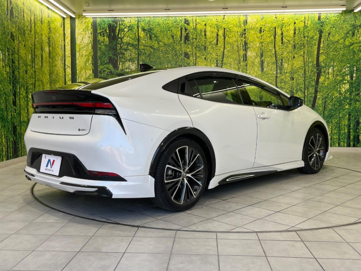 2023 Toyota Prius 6AA-MXWH60 (UW-69ef58be2ccd7)[8]