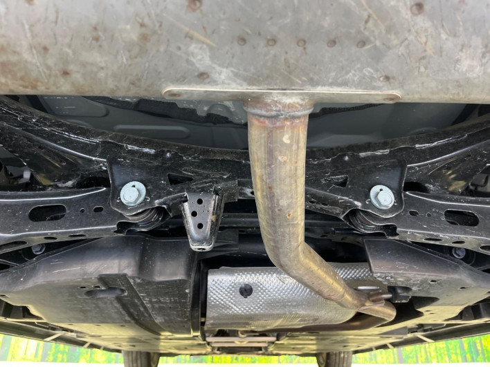 2023 Toyota Prius 6AA-MXWH60 (UW-69ef58be2ccd7)[16]