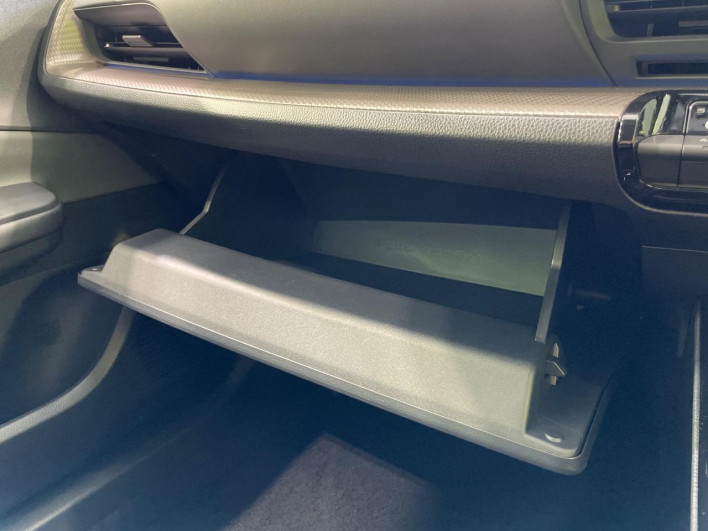 2025 Toyota Prius 6AA-MXWH60 (UW-69ef58be713de)[29]