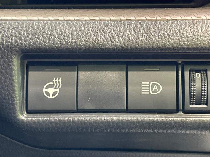 2025 Toyota Prius 6AA-MXWH60 (UW-69ef58be713de)[18]