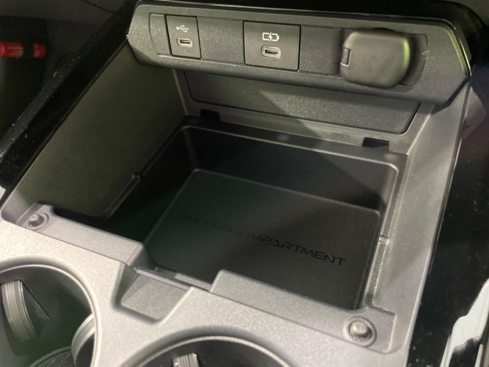 2025 Toyota Prius 6AA-MXWH60 (UW-69ef58be713de)[25]