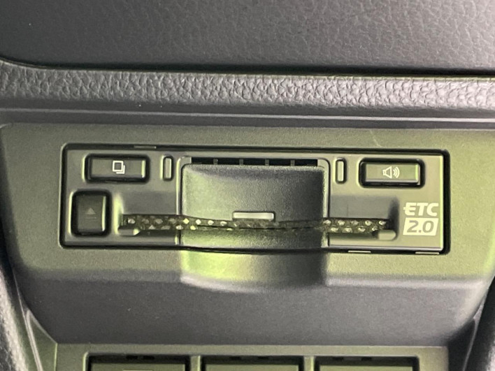 2025 Toyota Prius 6AA-MXWH60 (UW-69ef58be713de)[17]