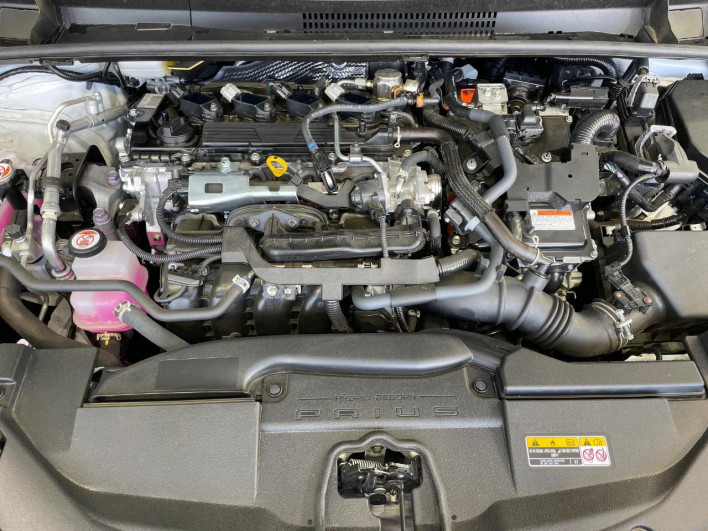 2025 Toyota Prius 6AA-MXWH60 (UW-69ef58be713de)[6]