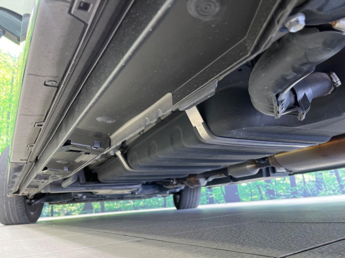 2022 Toyota Voxy 6BA-MZRA90W (UW-69ef58bf46052)[24]