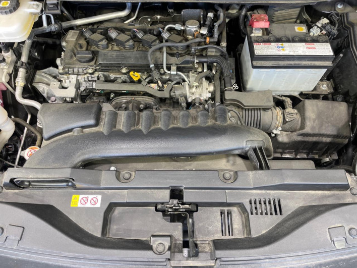 2022 Toyota Voxy 6BA-MZRA90W (UW-69ef58bf46052)[12]