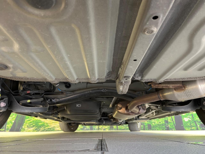 2022 Toyota Voxy 6BA-MZRA90W (UW-69ef58bf46052)[25]