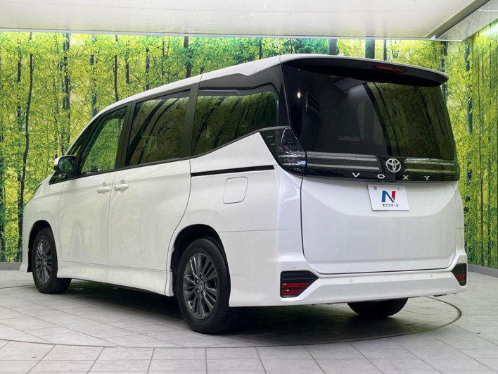 2023 Toyota Voxy 6BA-MZRA90W (UW-69ef58c00826f)[25]