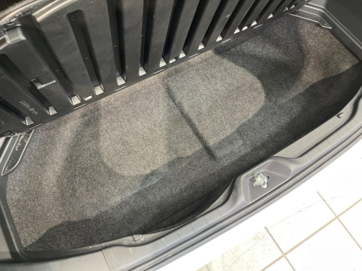 2023 Toyota Voxy 6BA-MZRA90W (UW-69ef58c00826f)[5]