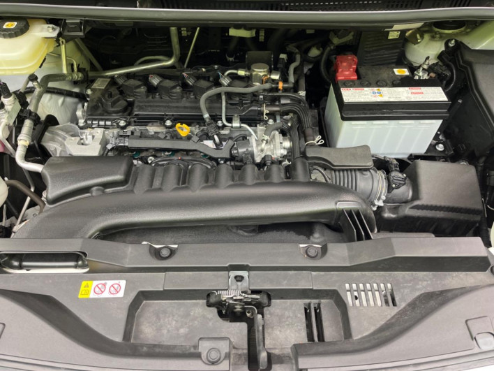 2023 Toyota Voxy 6BA-MZRA90W (UW-69ef58c00826f)[13]