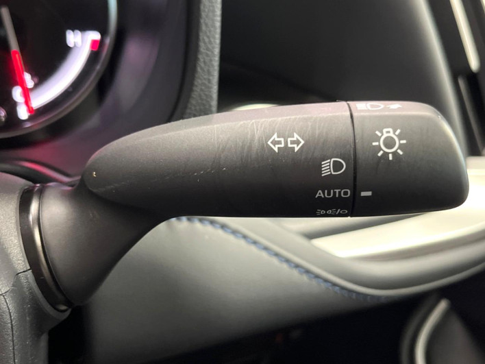 2023 Toyota Voxy 6BA-MZRA90W (UW-69ef58c153018)[29]