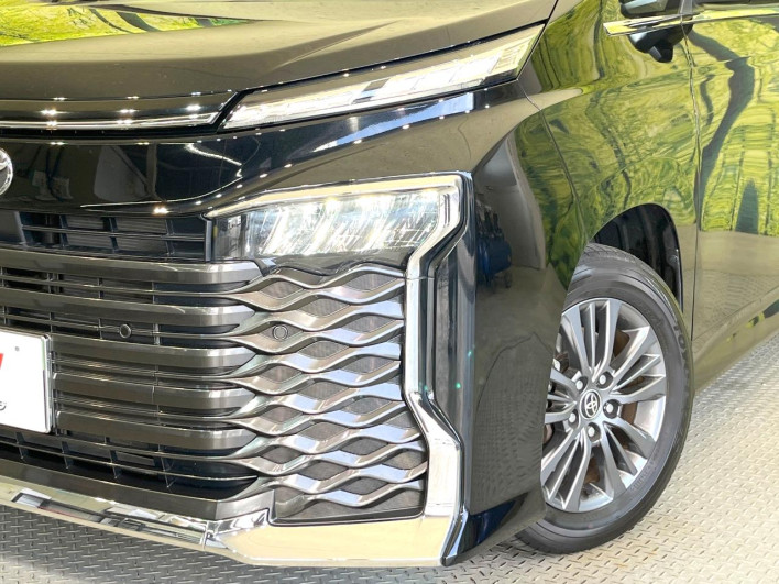 2023 Toyota Voxy 6BA-MZRA90W (UW-69ef58c1825d7)[23]