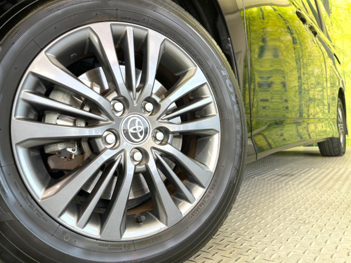 2023 Toyota Voxy 6BA-MZRA90W (UW-69ef58c1825d7)[19]