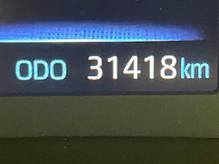 2023 Toyota Voxy 6BA-MZRA90W (UW-69ef58c1825d7)[2]