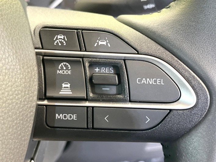 2023 Toyota Voxy 6BA-MZRA90W (UW-69ef58c1825d7)[15]