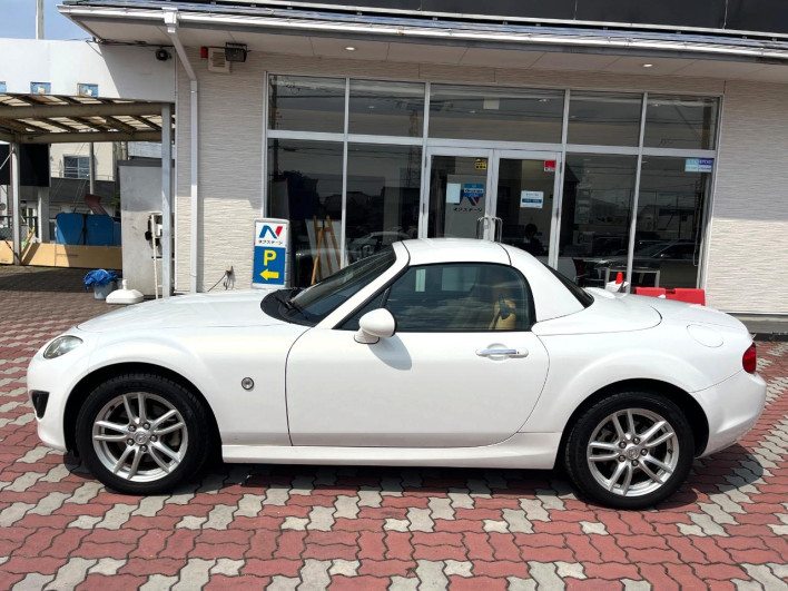 2011 Mazda Roadster DBA-NCEC (UW-69ef58c23630b)[10]