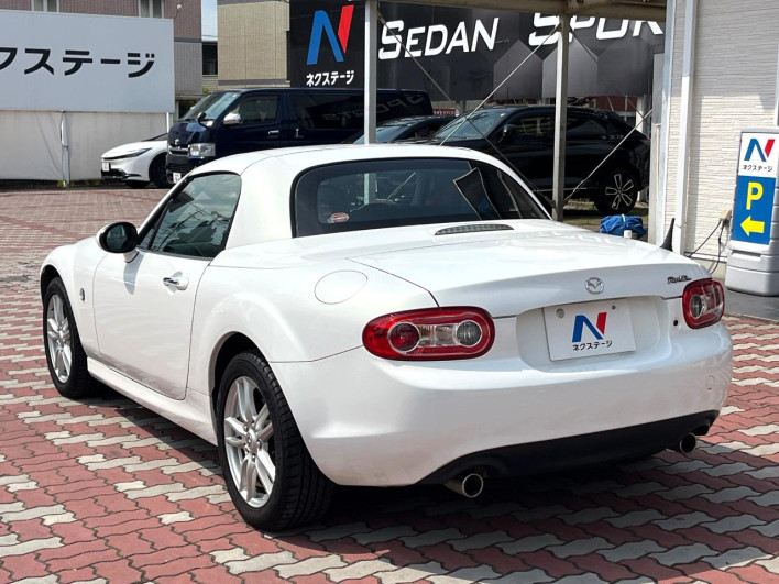 2011 Mazda Roadster DBA-NCEC (UW-69ef58c23630b)[9]