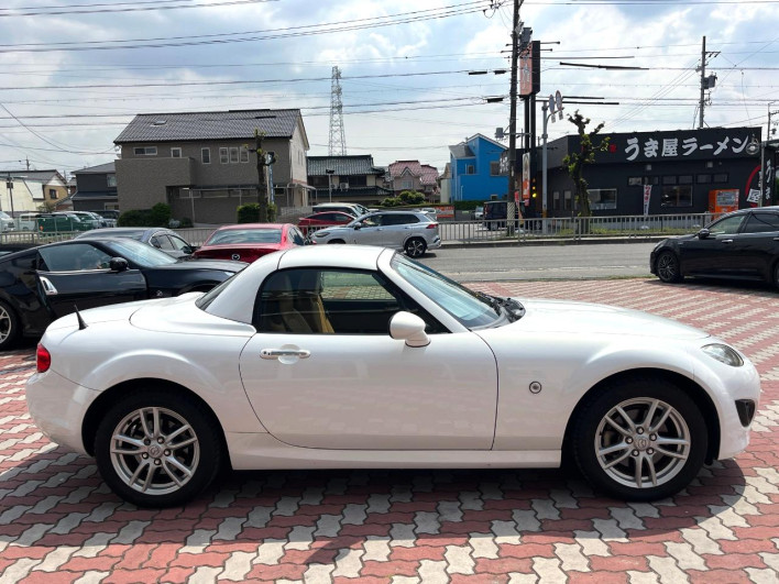 2011 Mazda Roadster DBA-NCEC (UW-69ef58c23630b)[6]