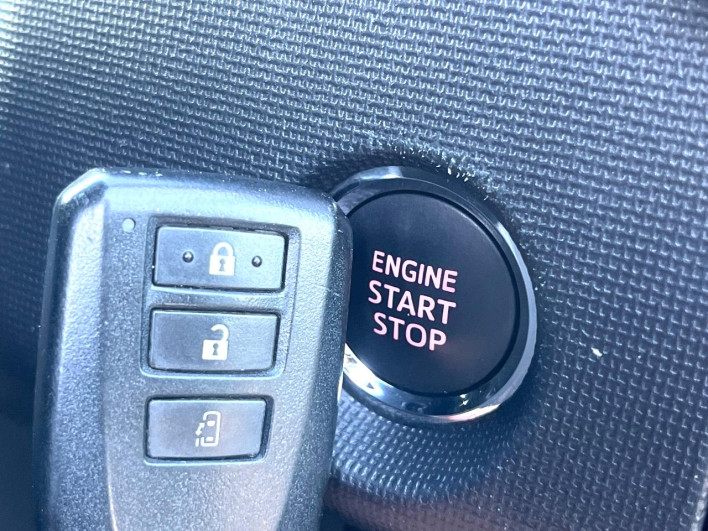 2015 Toyota Spade DBA-NCP145 (UW-69ef58c23b530)[4]