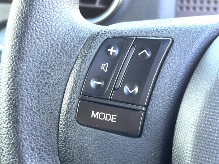 2015 Toyota Spade DBA-NCP145 (UW-69ef58c23b530)[14]